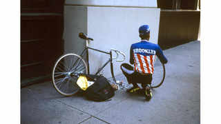 © Gregoire Alessandrini, 1993 New York bike messenger