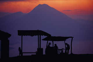 Lago Atitlán and volcanoes. Guatemala. 1991. © Thomas Hoepker Magnum Photos