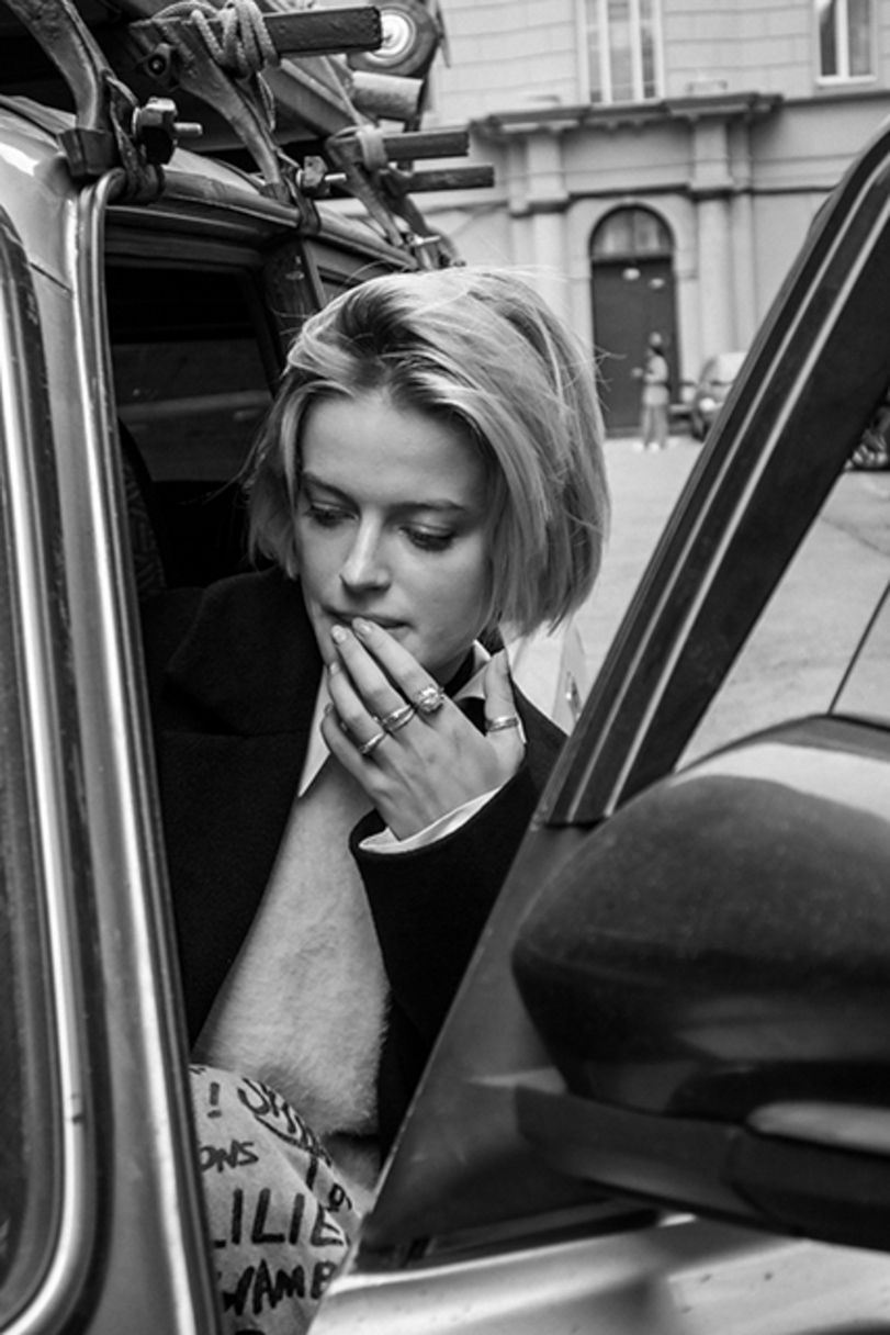 &copy; Вероника Оятьева