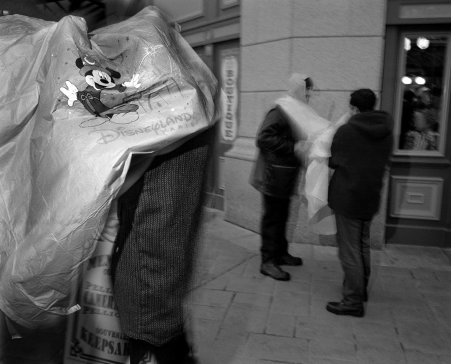 © Carl De Keyzer / FRANCE. Ile-de-France region. Marne la Vallee. Disneyland Paris. 1998.