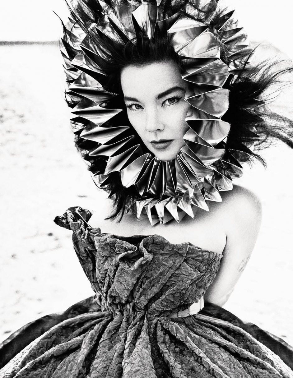 &copy; Inez and Vinoodh
