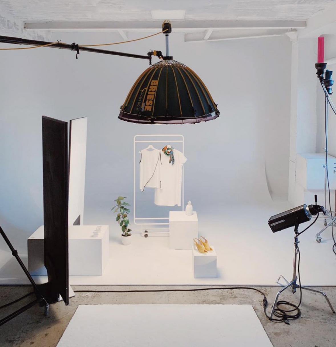 Студия1 с циклорамой. Площадь фотостудии 61 м2