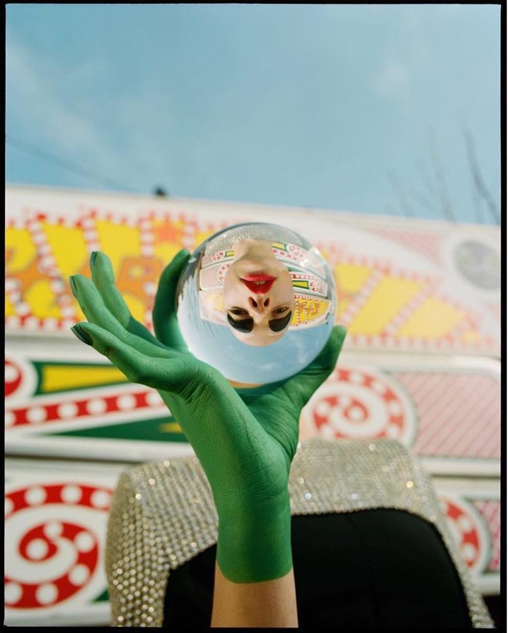 © Timo Kerber for L'Officiel Singapore